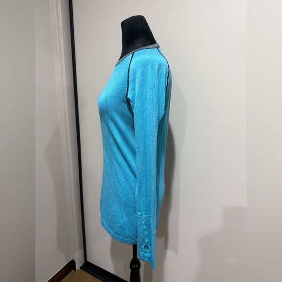 Lululemon Swiftly Tech Teal Long Sleeve Crew shirt - Picture 3 of 7